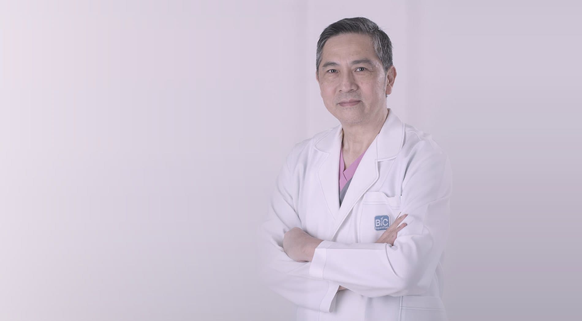 นพ.วิวรรธน์ ชินพิลาศ ผู้อำนวยการฝ่ายการแพทย์ Bangkok IVF Clinic